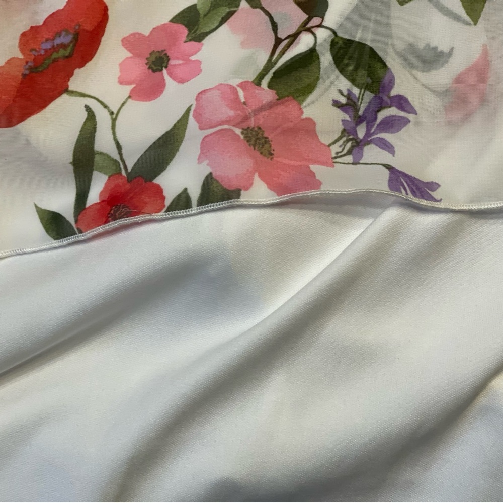 Dress - Picture 7 of 8